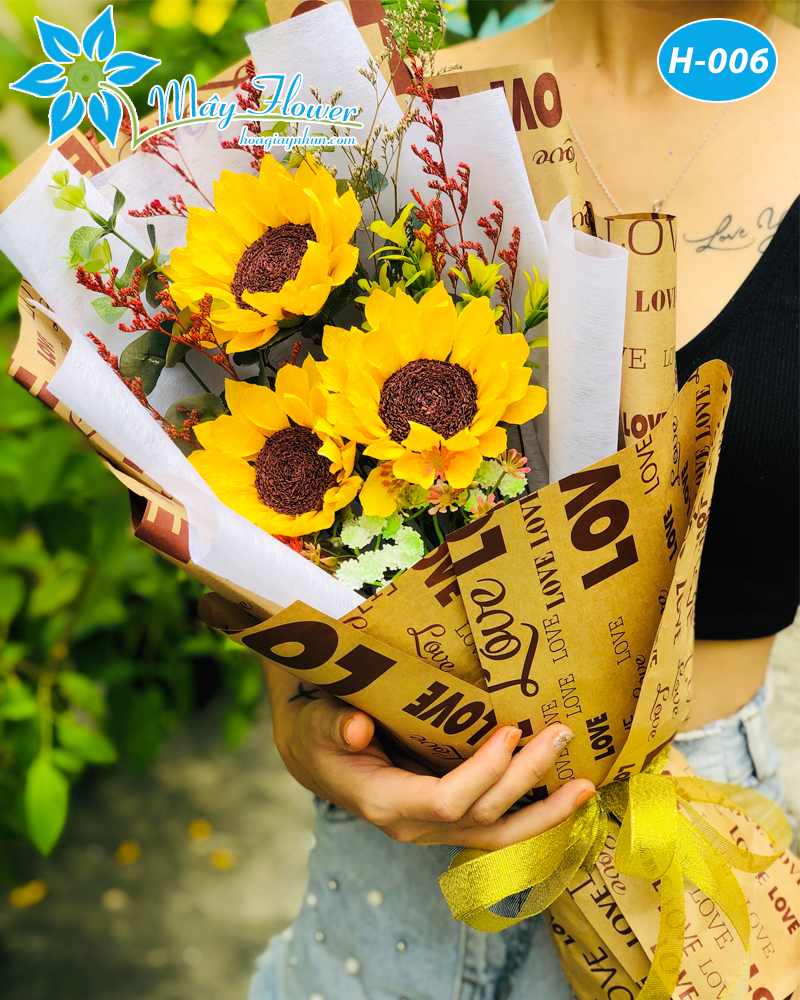 HOA TẶNG LỄ TỐT NGHIỆP TƯƠI SÁNG