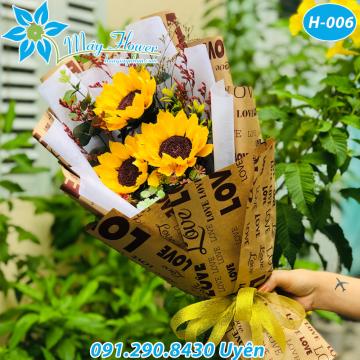 Hoa Tặng Lễ Tốt Nghiệp Tươi Sáng